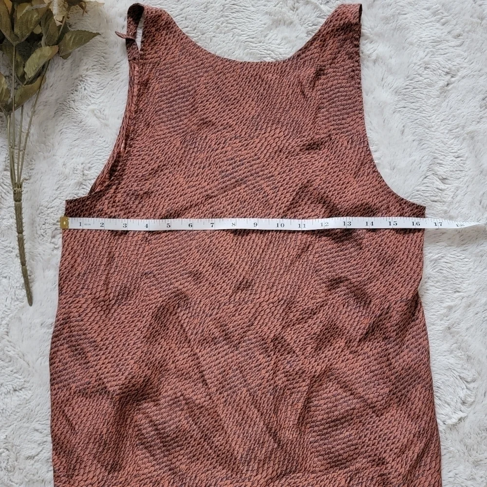 Joie 100% Silk Burnt Orange Geometric Sleeveless Blouse Size XS - Picture 10 of 11